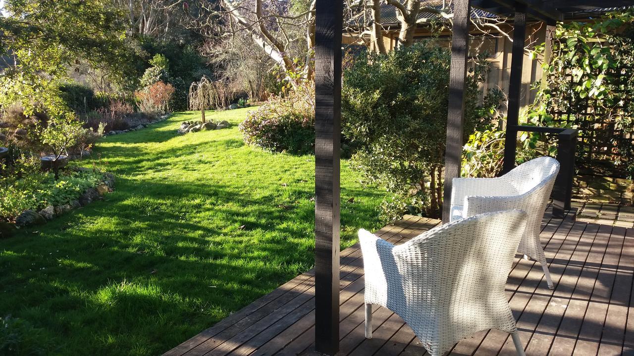 Maison d'hôtes Idyllic Country Garden à Manakau Extérieur photo
